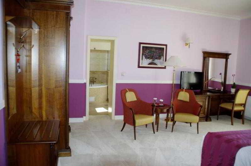 Hotel Angelo D'Oro Ploieşti Exteriér fotografie
