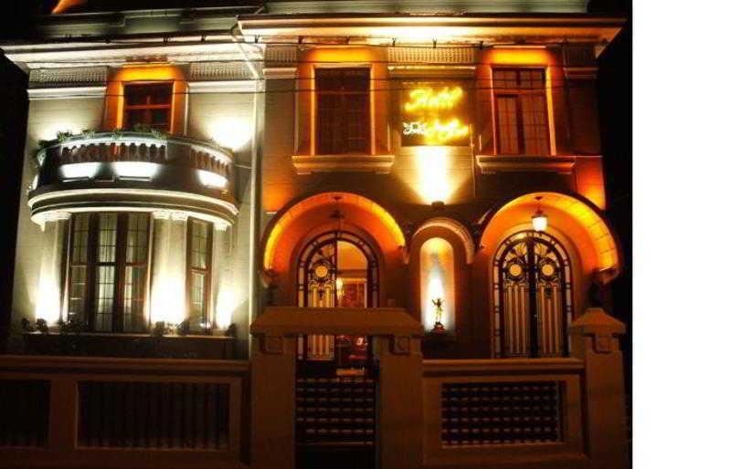 Hotel Angelo D'Oro Ploieşti Exteriér fotografie