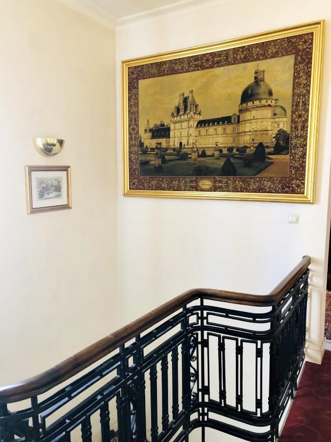 Hotel Angelo D'Oro Ploieşti Exteriér fotografie