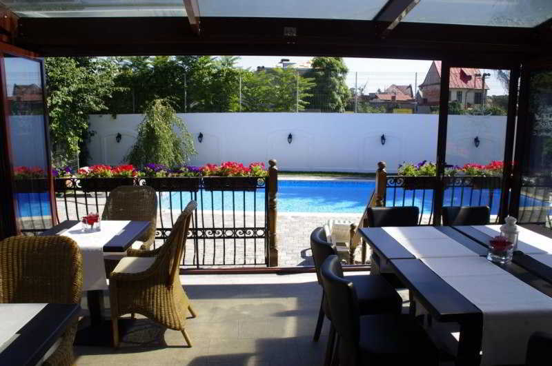 Hotel Angelo D'Oro Ploieşti Exteriér fotografie